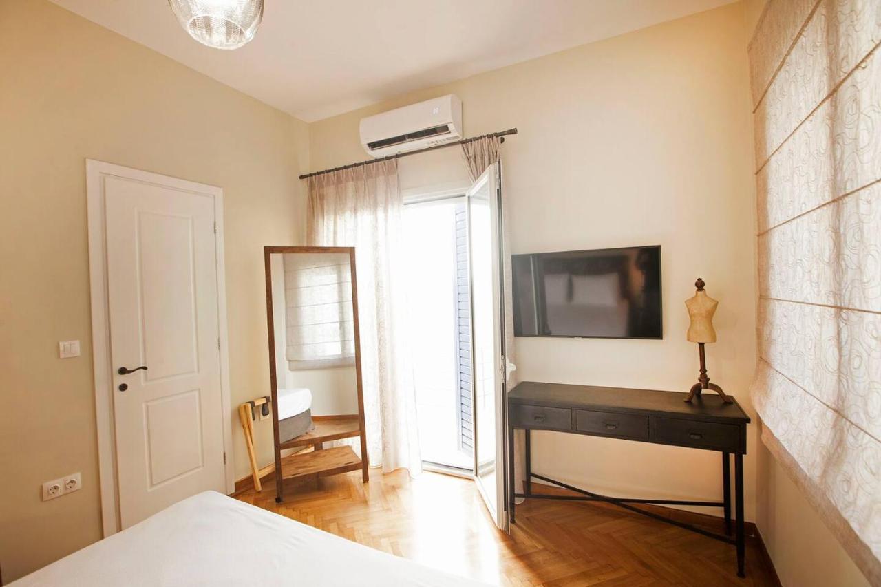 Pagrati Hilton Location Bentzi Family Suite 5 Athens Exterior photo