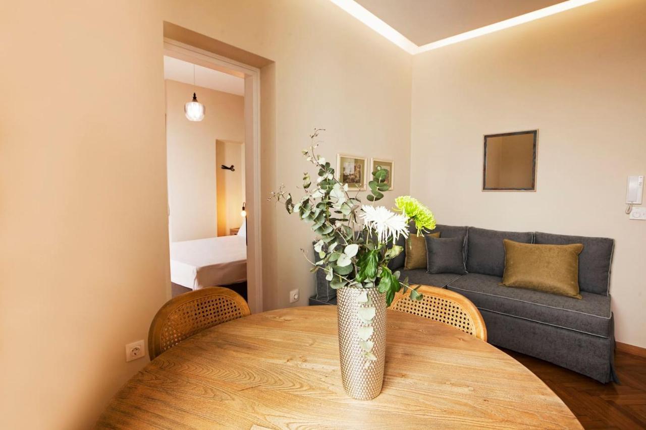Pagrati Hilton Location Bentzi Family Suite 5 Athens Exterior photo