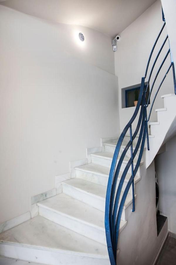 Pagrati Hilton Location Bentzi Family Suite 5 Athens Exterior photo
